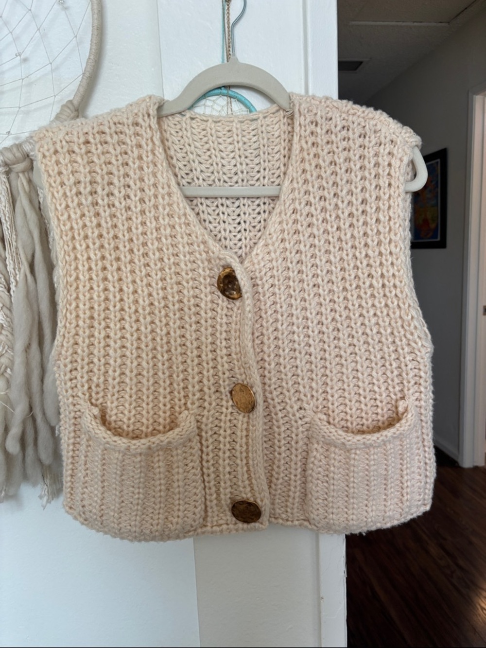 Cream Chunky Knit Button-Front Women's Vest